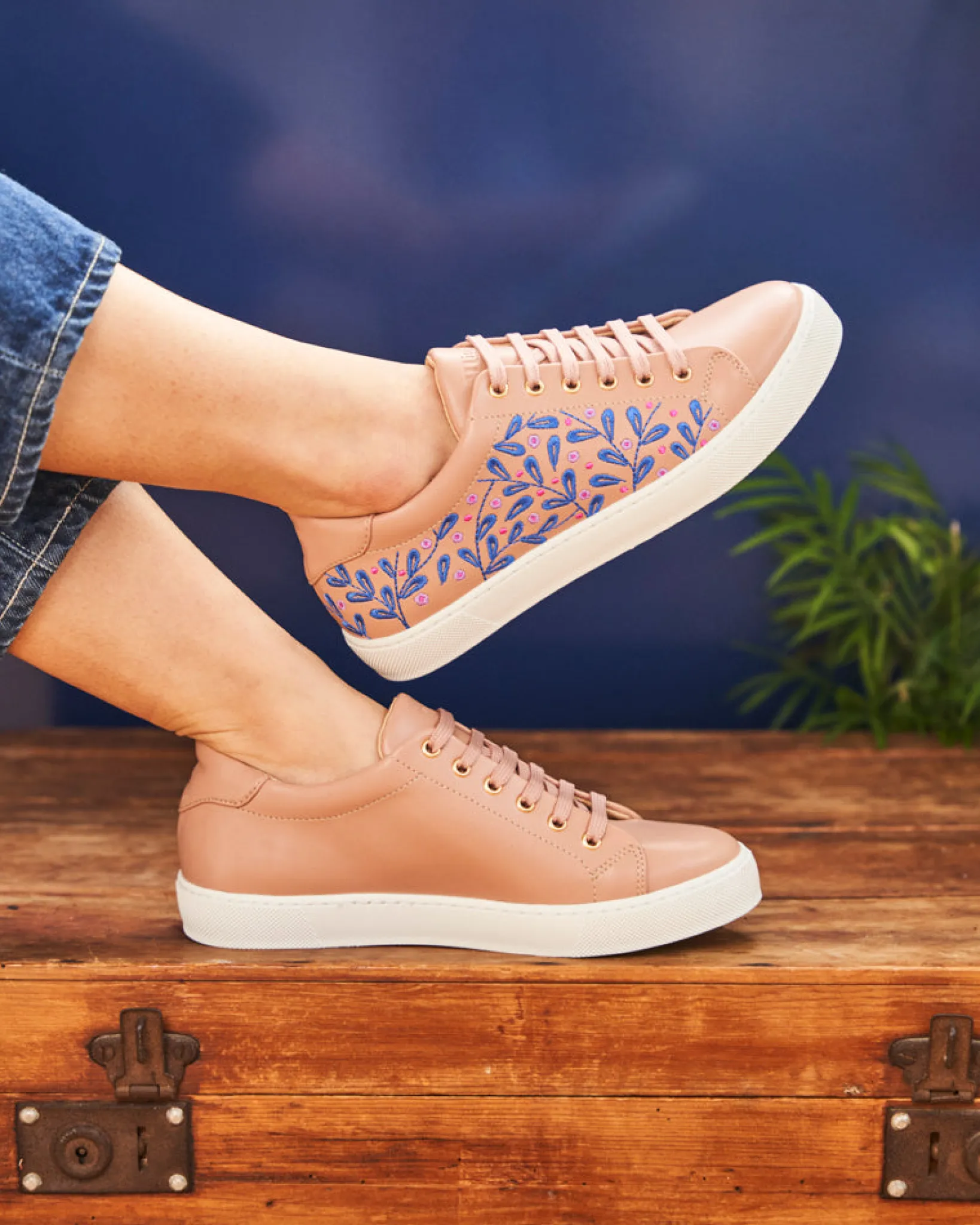 Minuit sur Terre Sneakers<Feuillage Blush