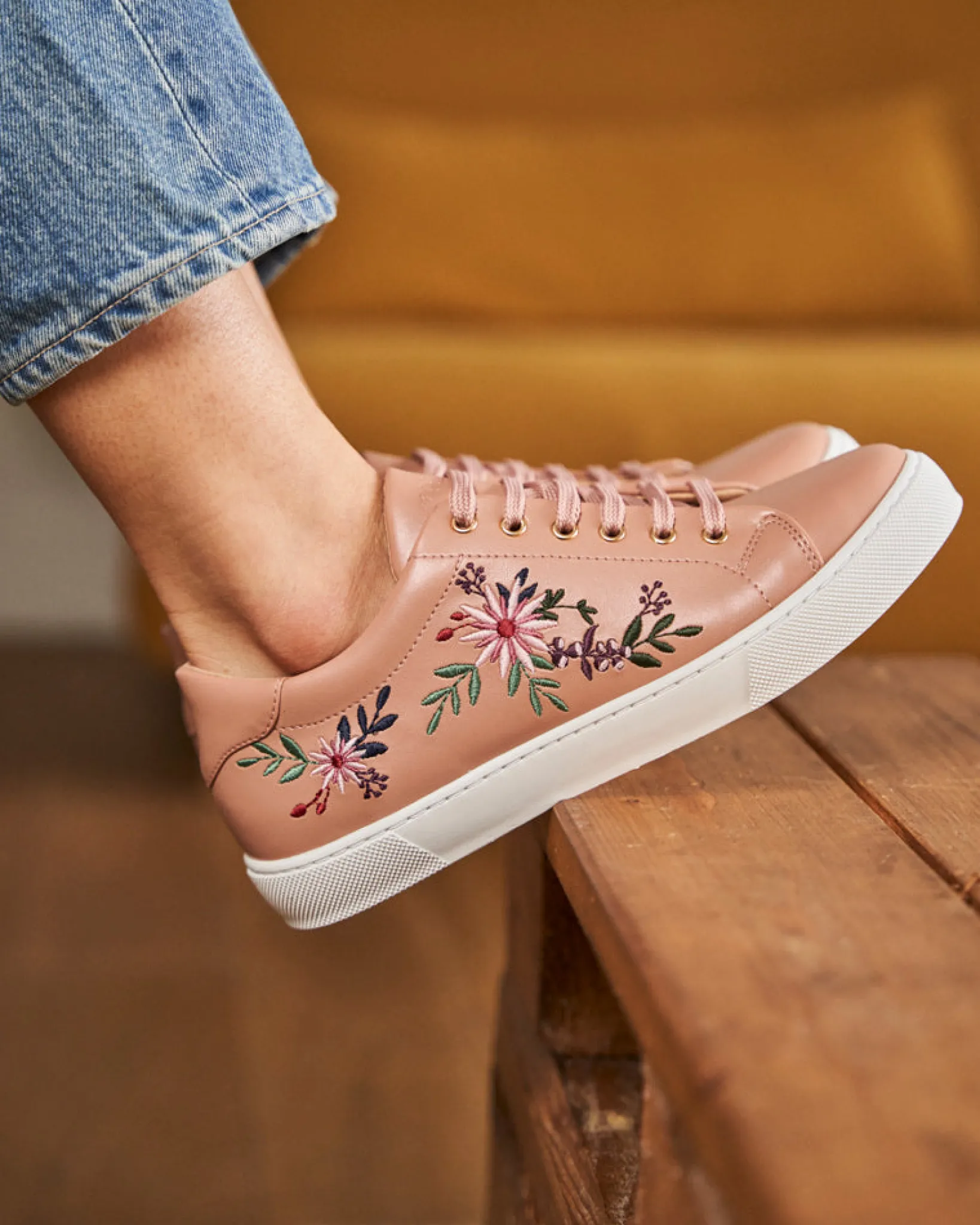 Minuit sur Terre Sneakers<Virevolte Dame de Minuit Blush