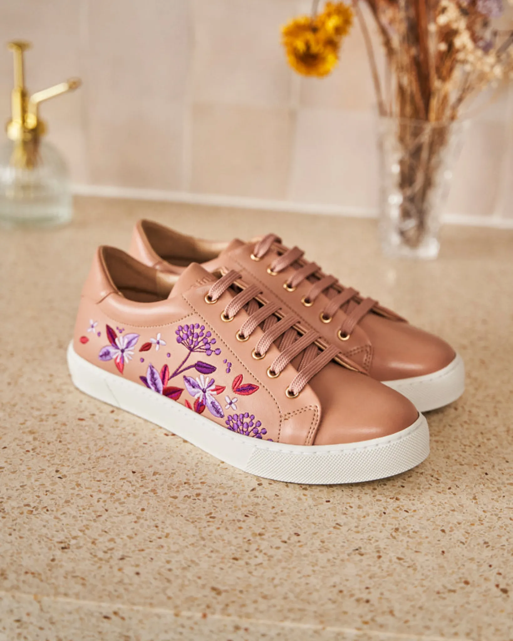 Minuit sur Terre Sneakers<Virevolte Florescence Blush