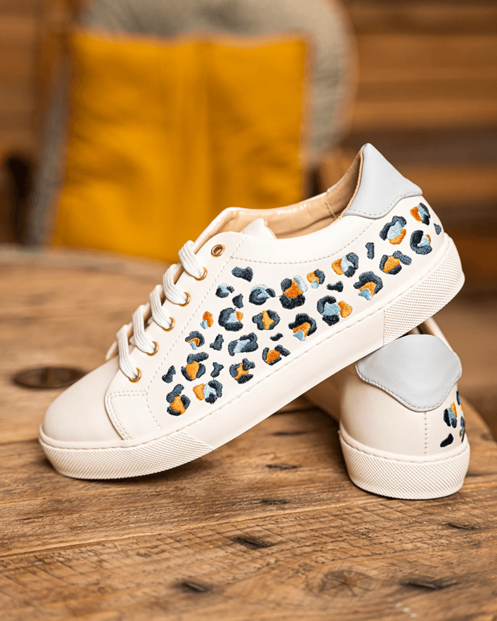 Minuit sur Terre Sneakers<Virevolte Léo